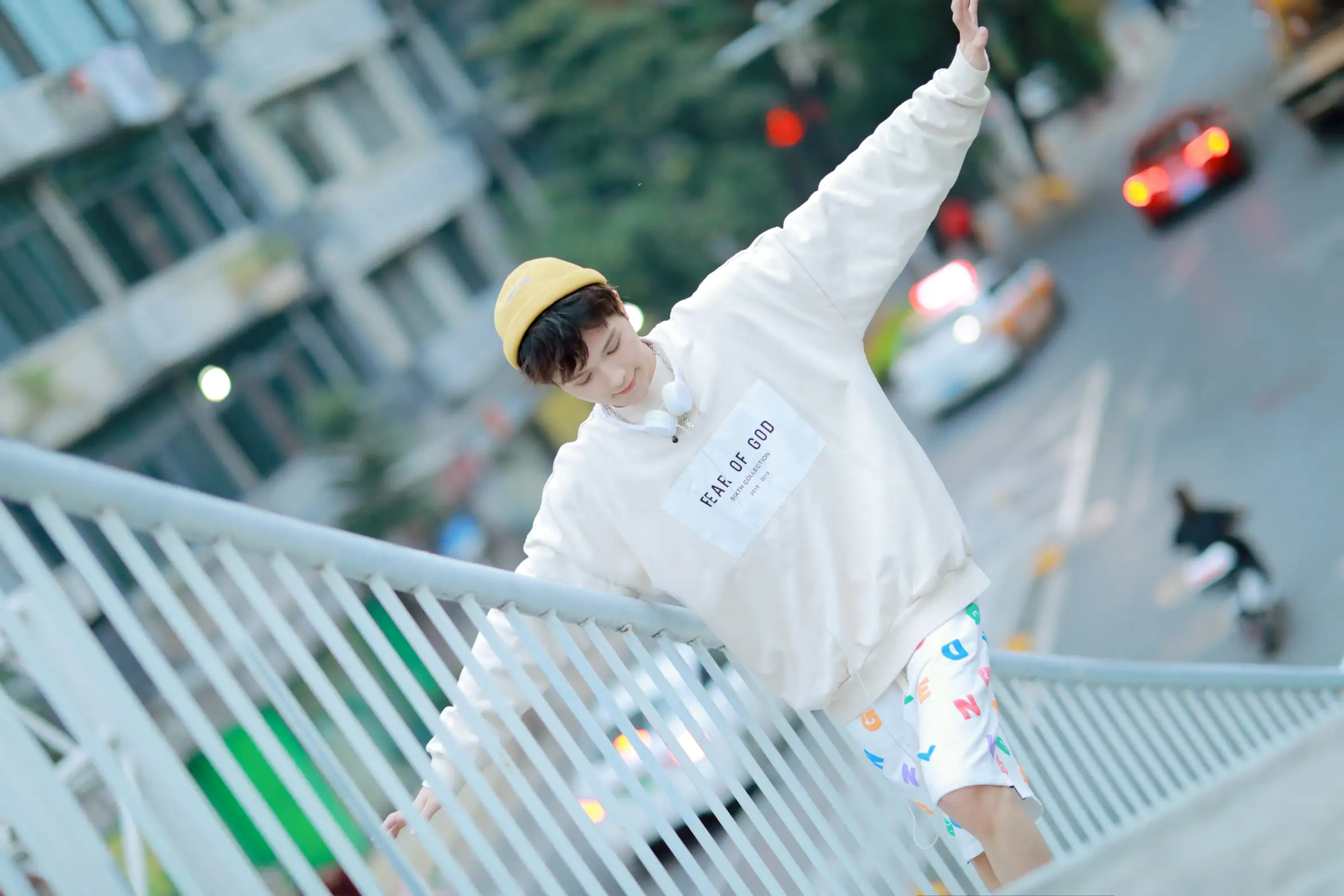 [艺图语] 2022.07.28 Vol.1566 – 小小少年 _也比大熊_#[22P]-9