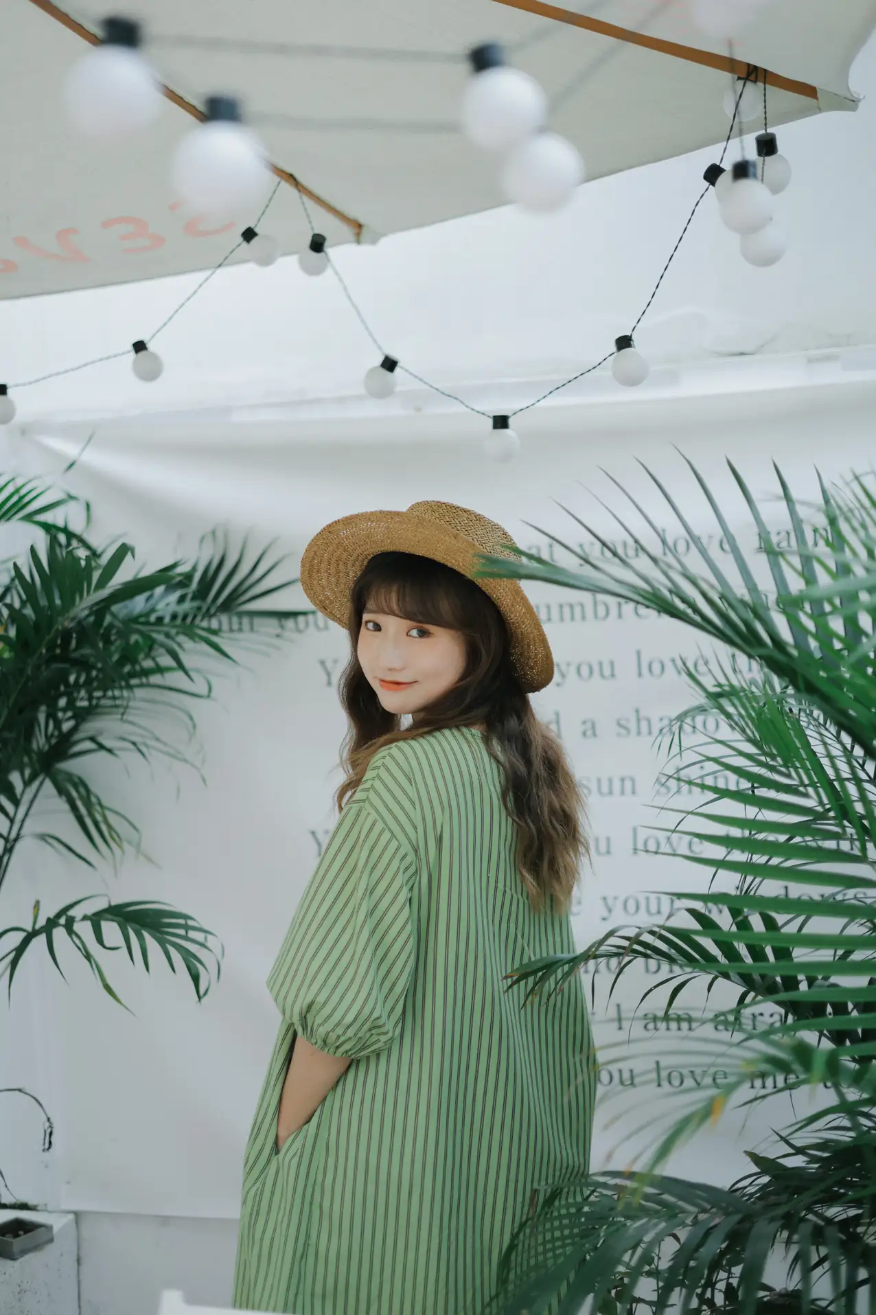 [艺图语] 2022.08.04 Vol.1621 – 咖啡厅的午后 蓝胖子-#[31P]-7