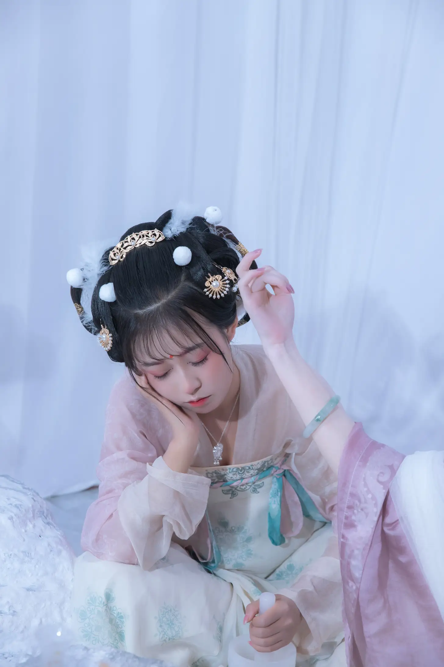[艺图语] 2022.05.14 Vol.877 – 广寒谣 模特合集#[25P]-1
