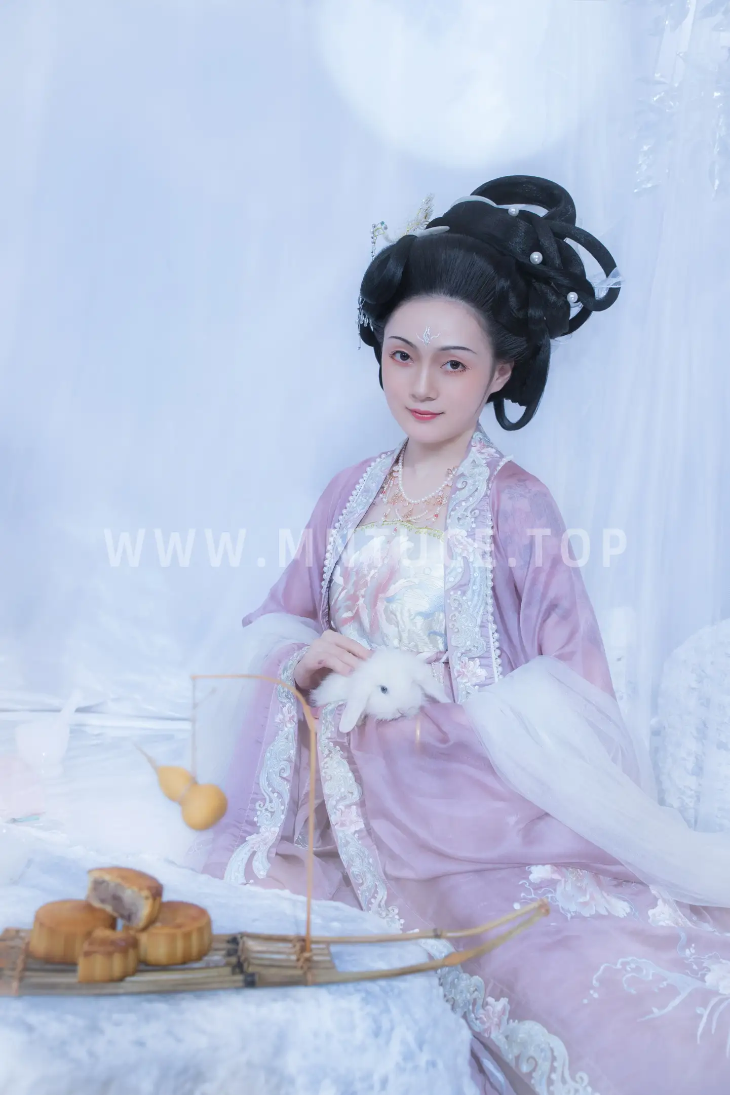 [艺图语] 2022.05.14 Vol.877 – 广寒谣 模特合集#[25P]-10