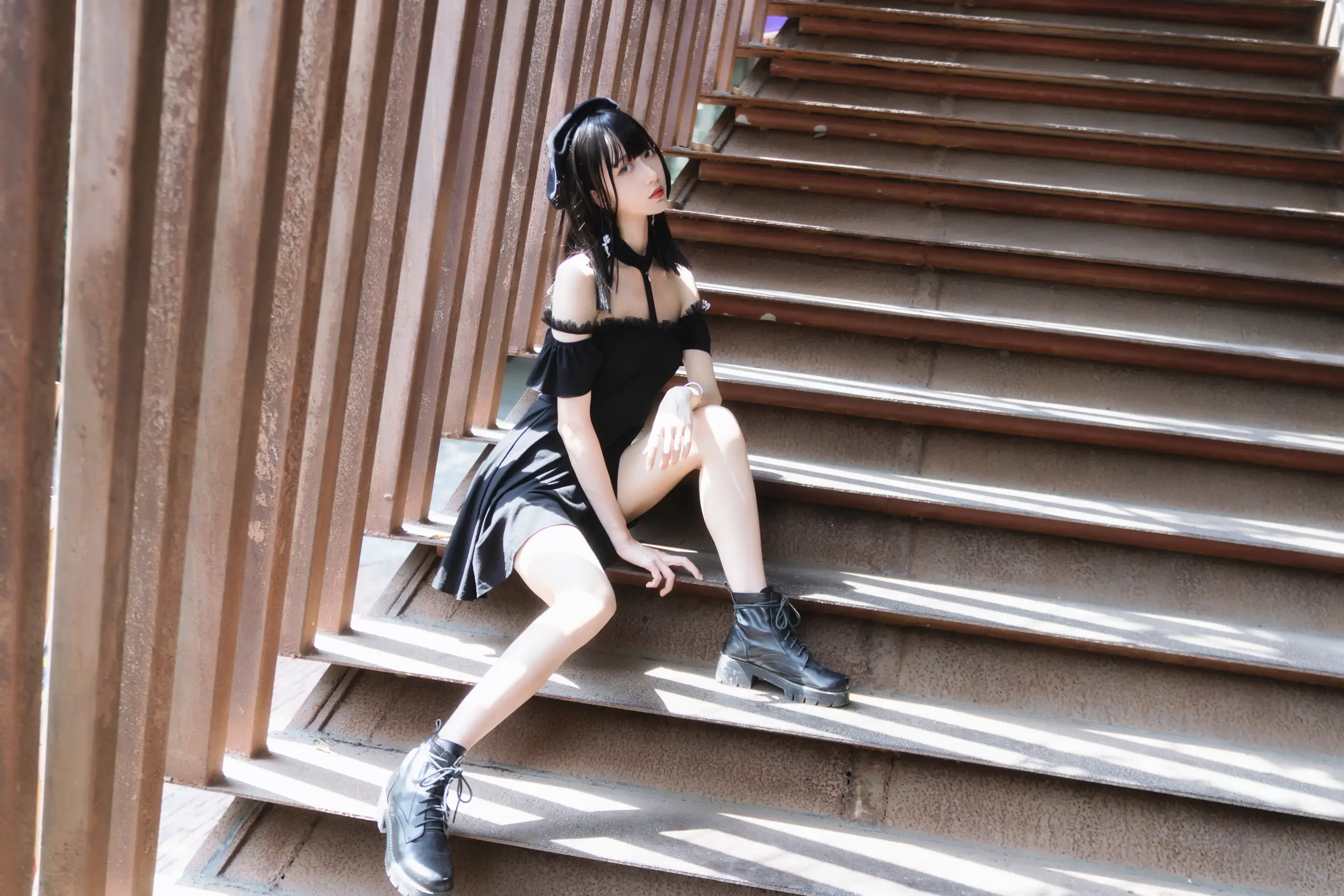 [艺图语] 2022.05.12 Vol.857 – 黑色魅惑 木棉棉OwO#[24P]-1
