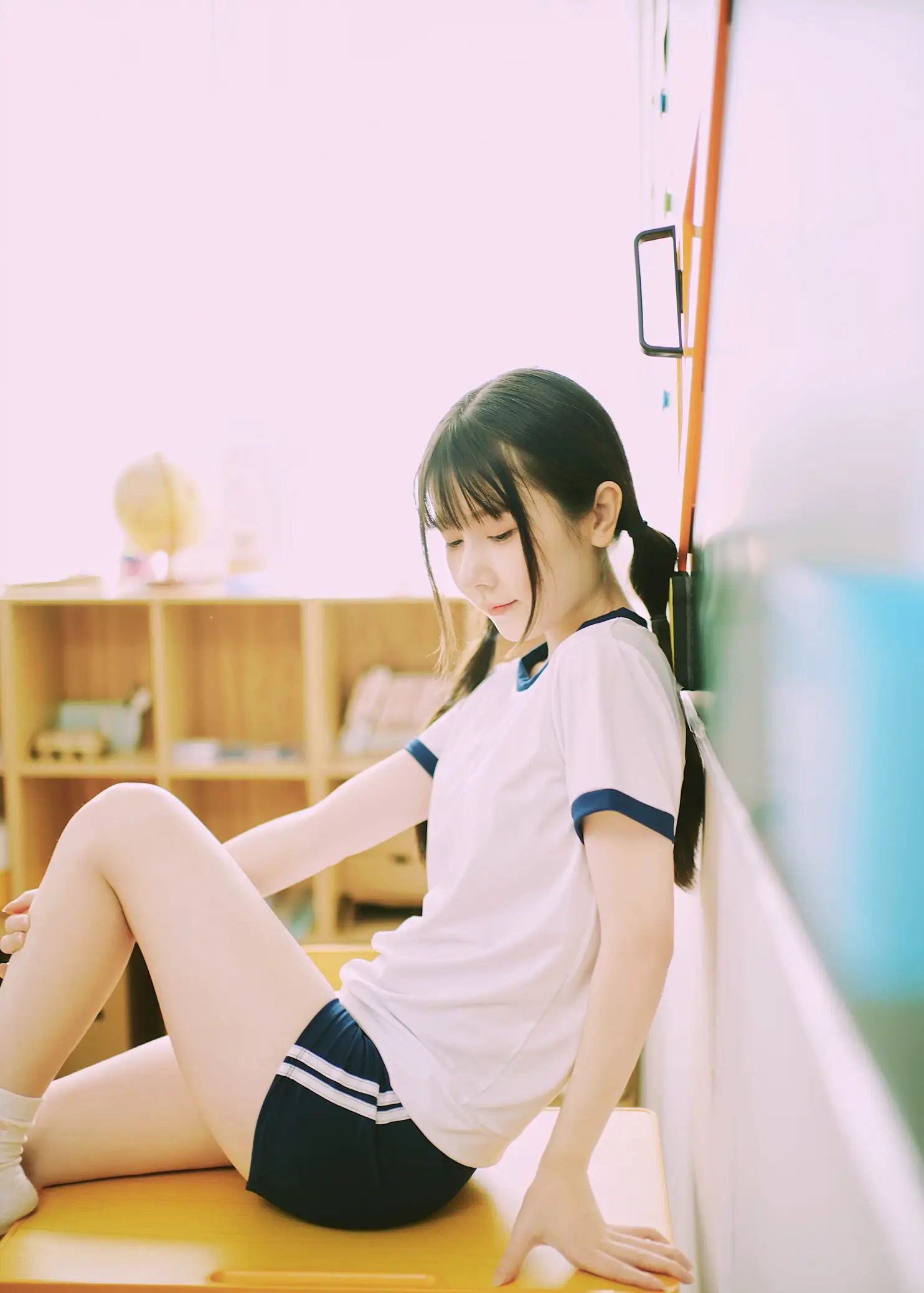 [艺图语] 2022.06.17 Vol.1205 – 青春教室 萌萌#[24P]-6