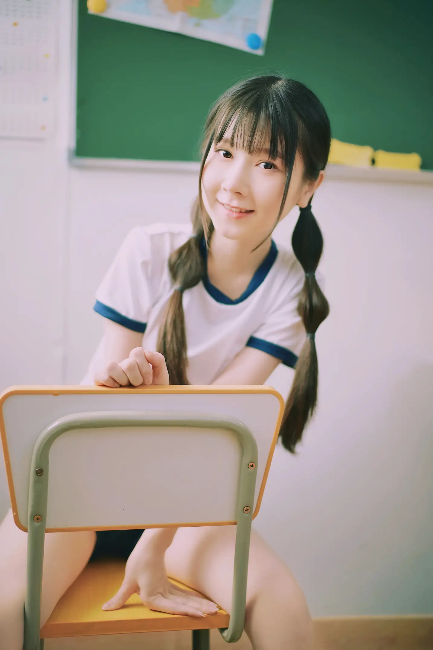 [艺图语] 2022.06.17 Vol.1205 – 青春教室 萌萌#[24P]-9