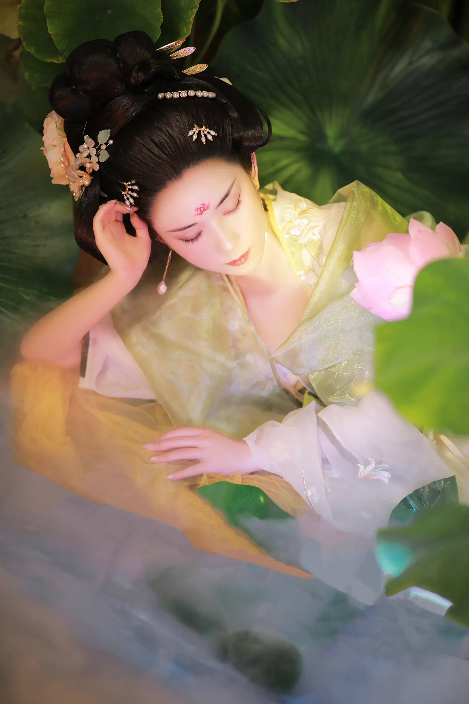 [艺图语] 2022.09.09 Vol.1912 – 云想衣裳花想容 也清秋#[32P]-10
