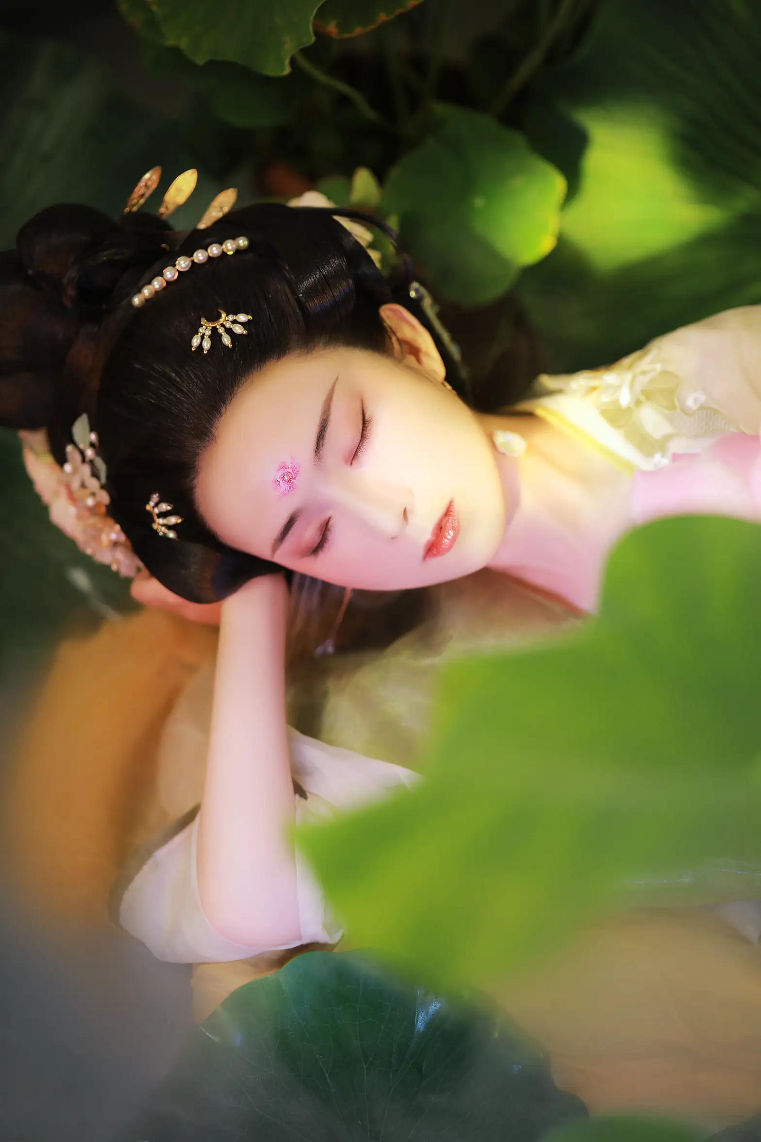 [艺图语] 2022.09.09 Vol.1912 – 云想衣裳花想容 也清秋#[32P]-7