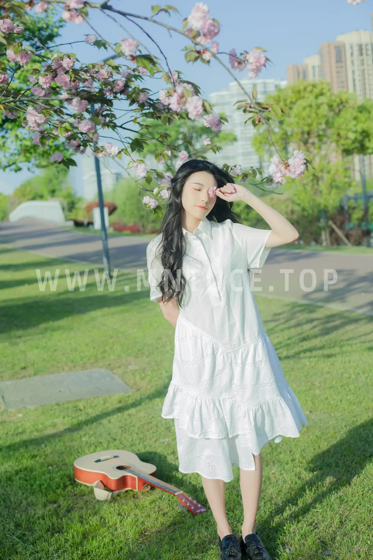 [艺图语] 2022.07.29 Vol.1569 – 给晚樱的情歌 静鏡婧#[28P]-8