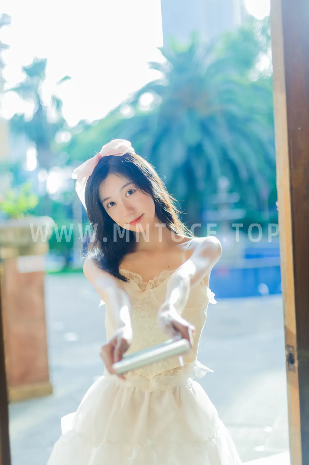 [艺图语] 2022.07.16 Vol.1495 – 午后来信 饲猫少女-#[37P]-9