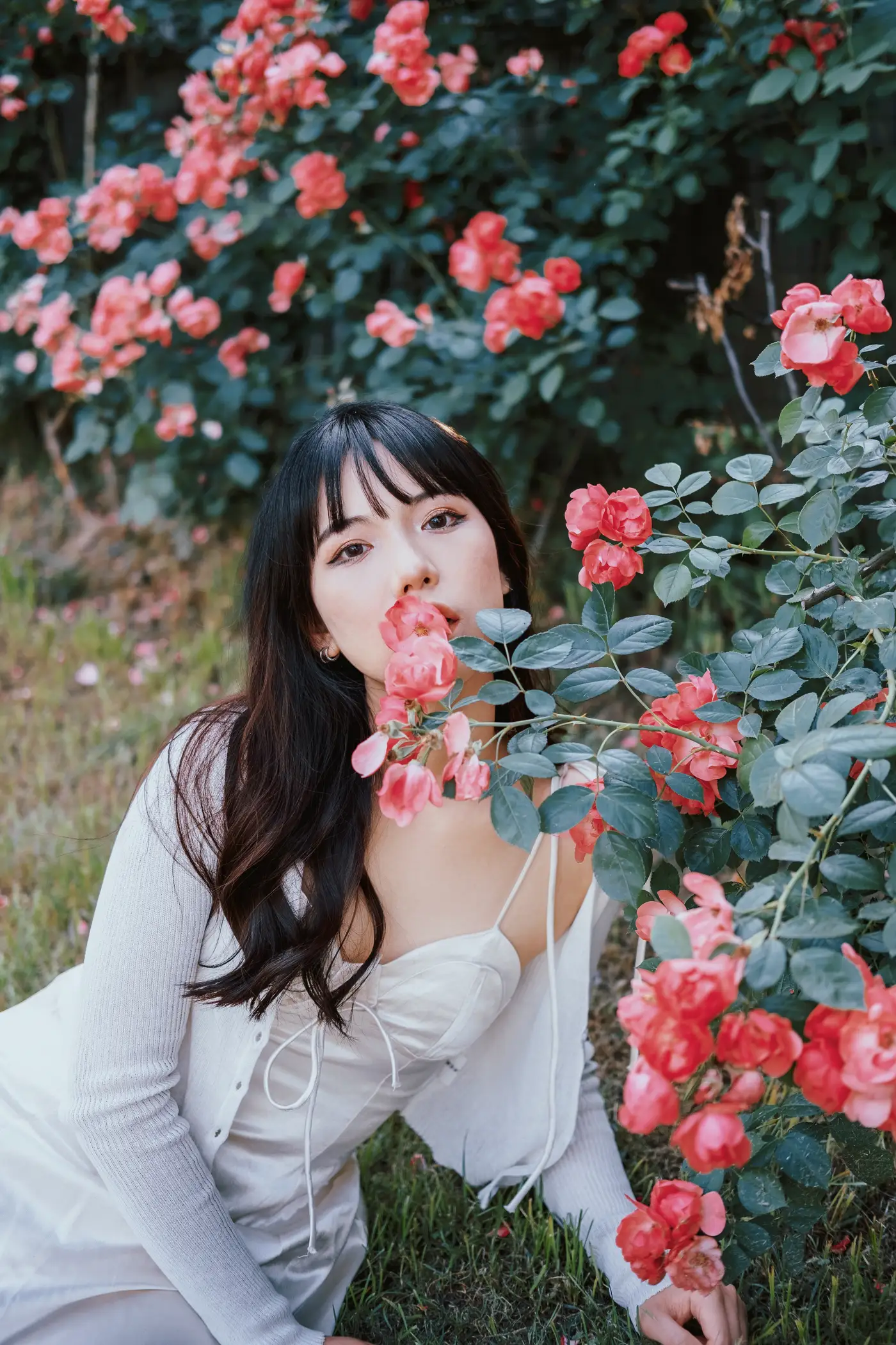 [艺图语] 2022.06.10 Vol.1137 – 蔷薇花下 依依#[25P]-5