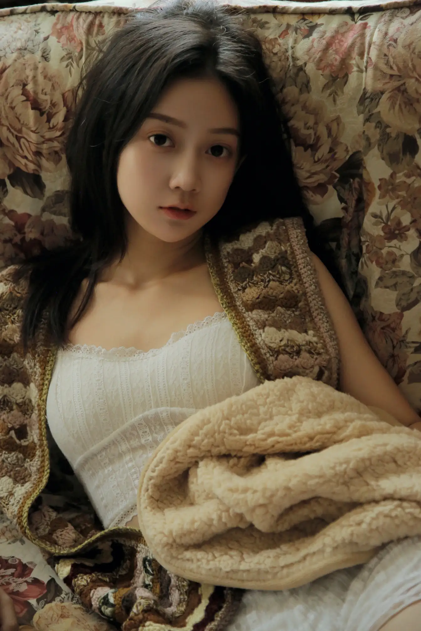 [艺图语] 2022.11.15 Vol.2445 – 怦然心动 可爱周zz#[27P]-1