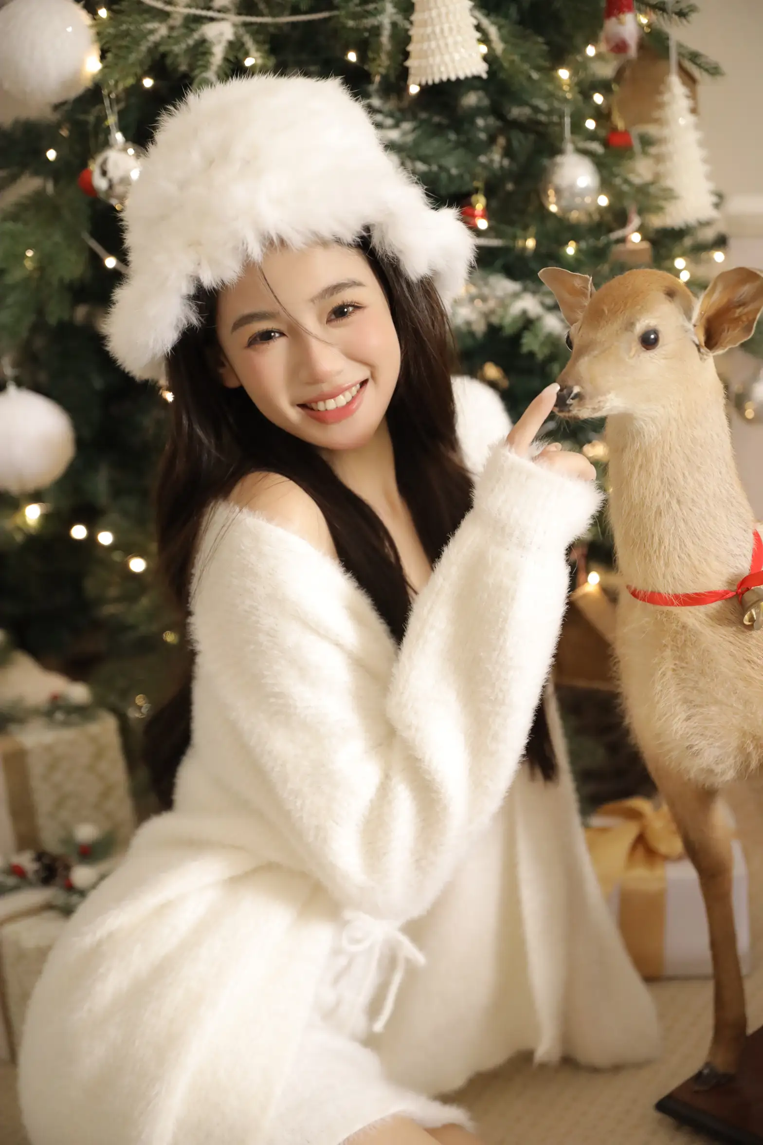 [艺图语] 2022.11.18 Vol.2471 – Merry Christmas 光头强#[34P]-10