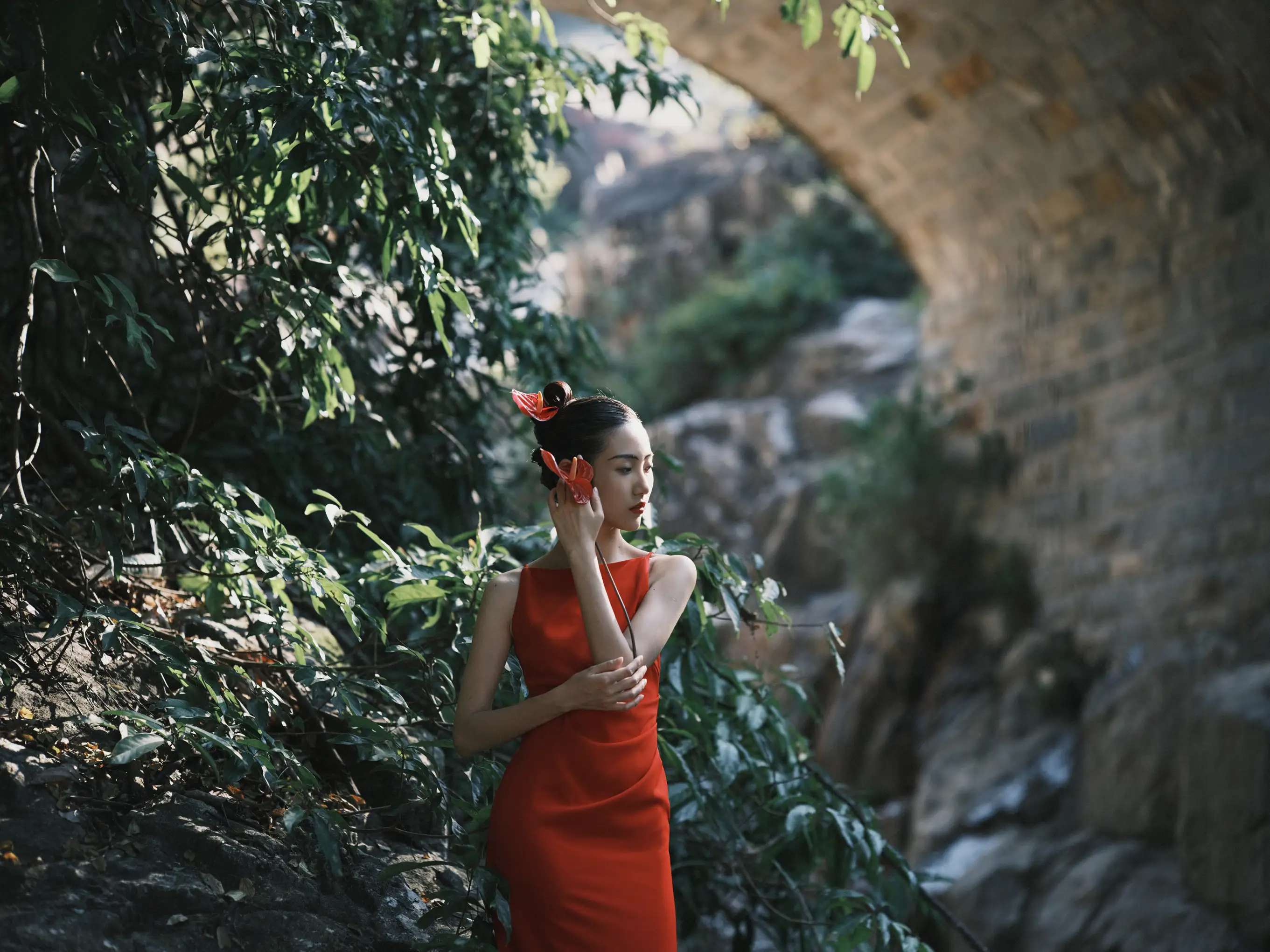 [艺图语] 2022.11.14 Vol.2434 – 关于红 阿万#[47P]-1