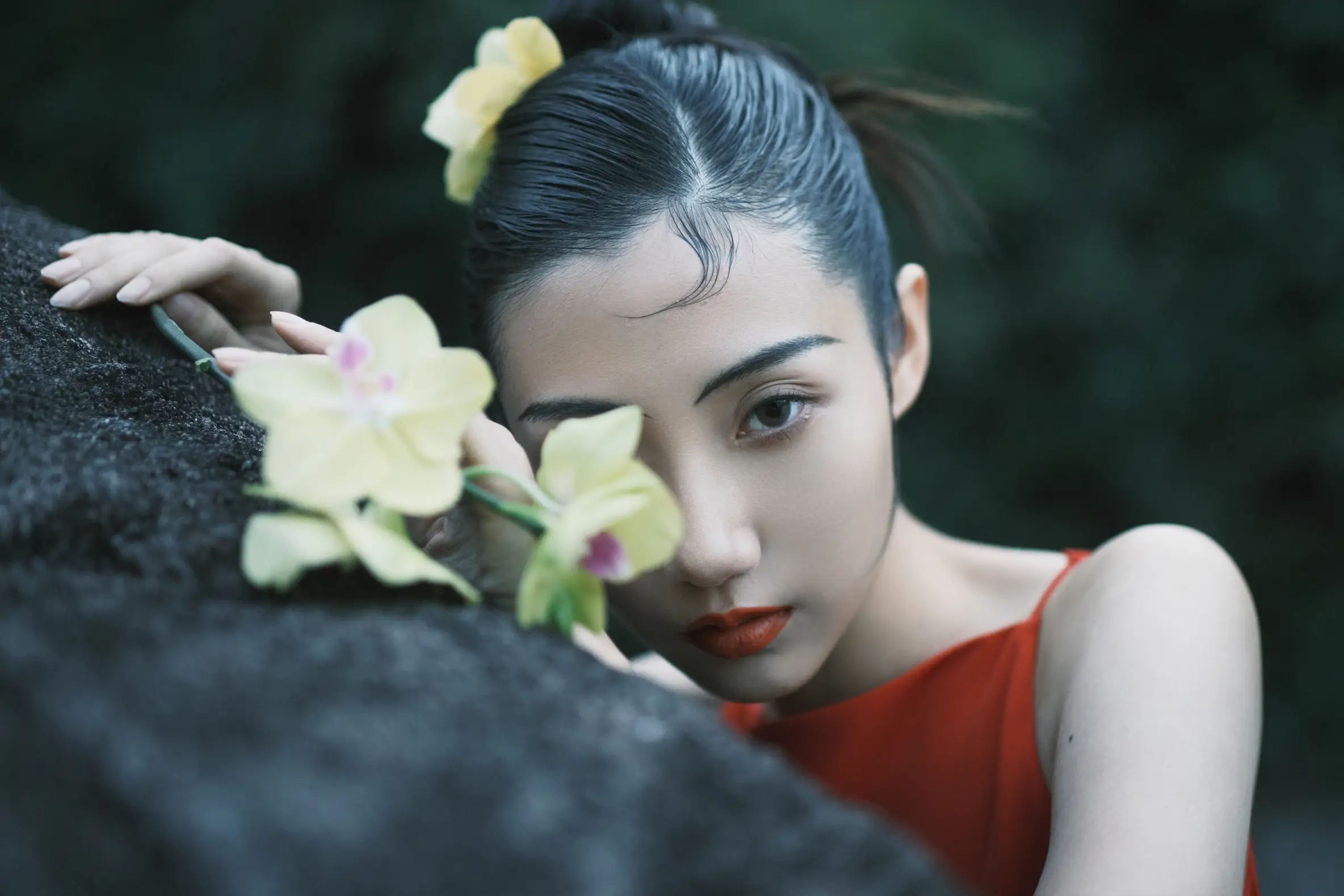 [艺图语] 2022.11.14 Vol.2434 – 关于红 阿万#[47P]-3