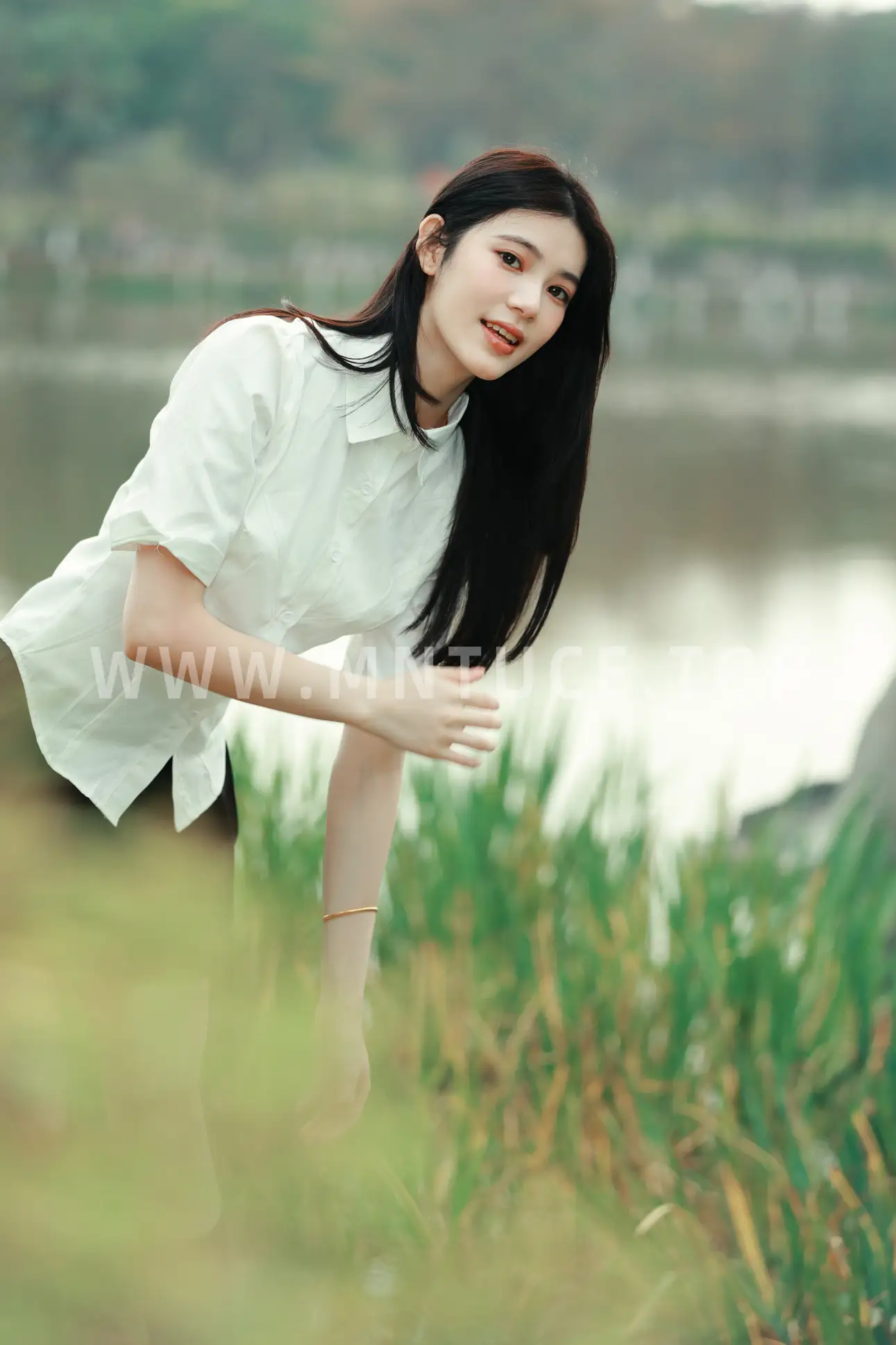 [艺图语] 2022.11.12 Vol.2417 – 安静 诗诗#[29P]-4