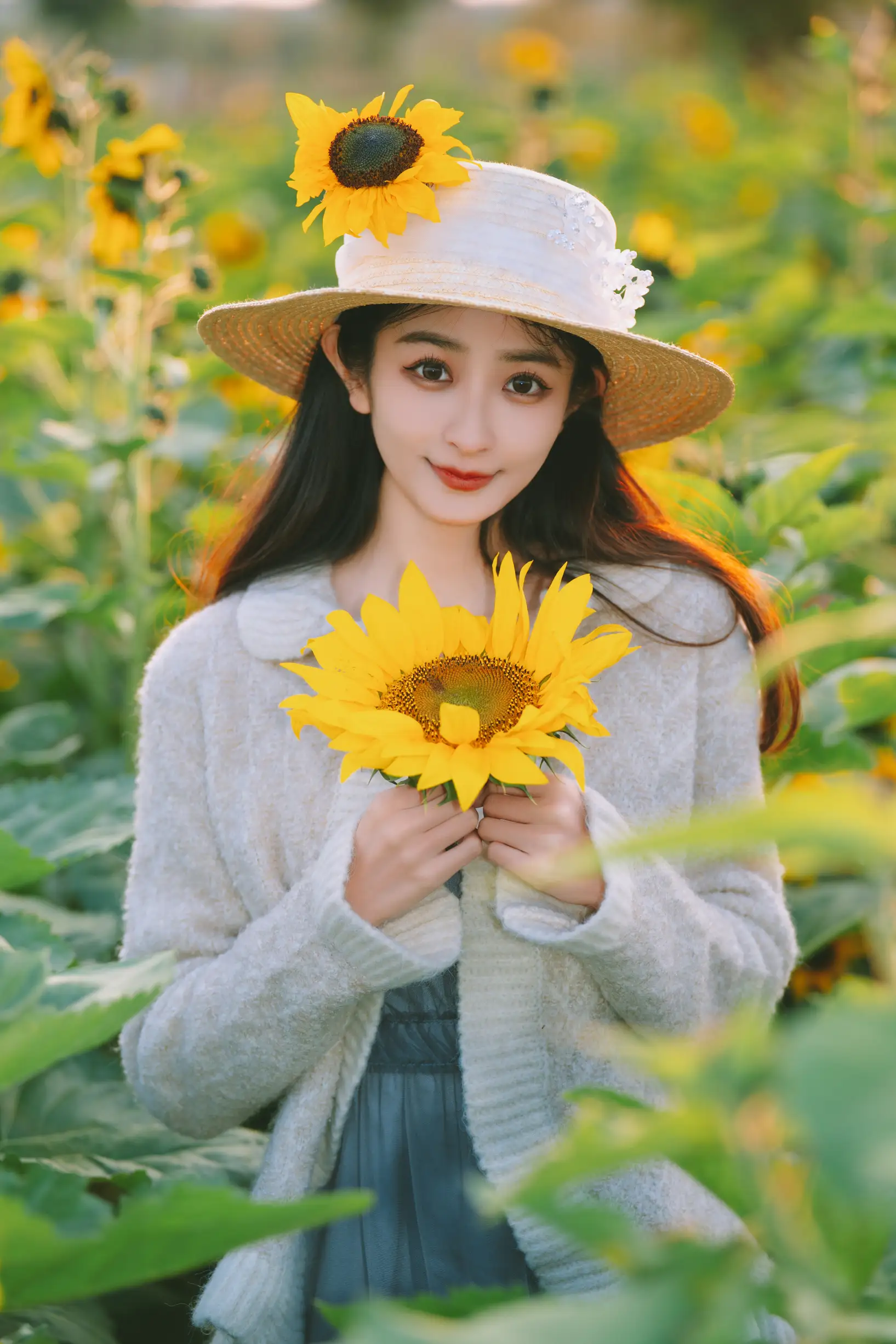 [艺图语] 2022.11.16 Vol.2454 – 向日葵少女 小泽#[23P]-5