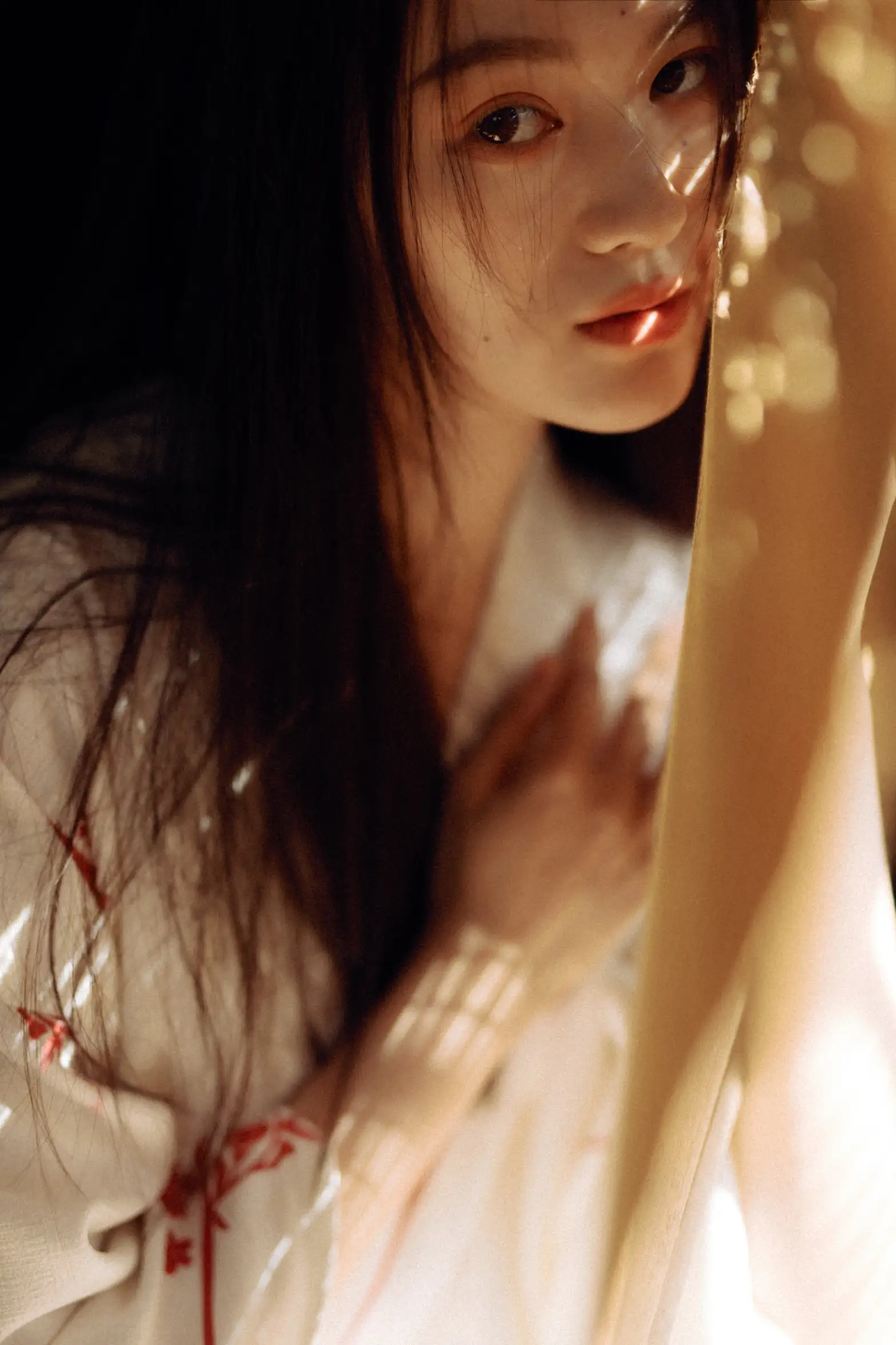 [艺图语] 2022.11.22 Vol.2503 寻迹#[23P]-1