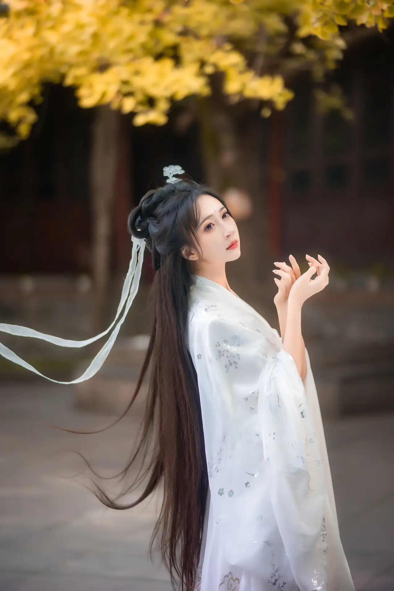 [艺图语] 2022.11.23 Vol.2505 白衣渡我#[34P]-7