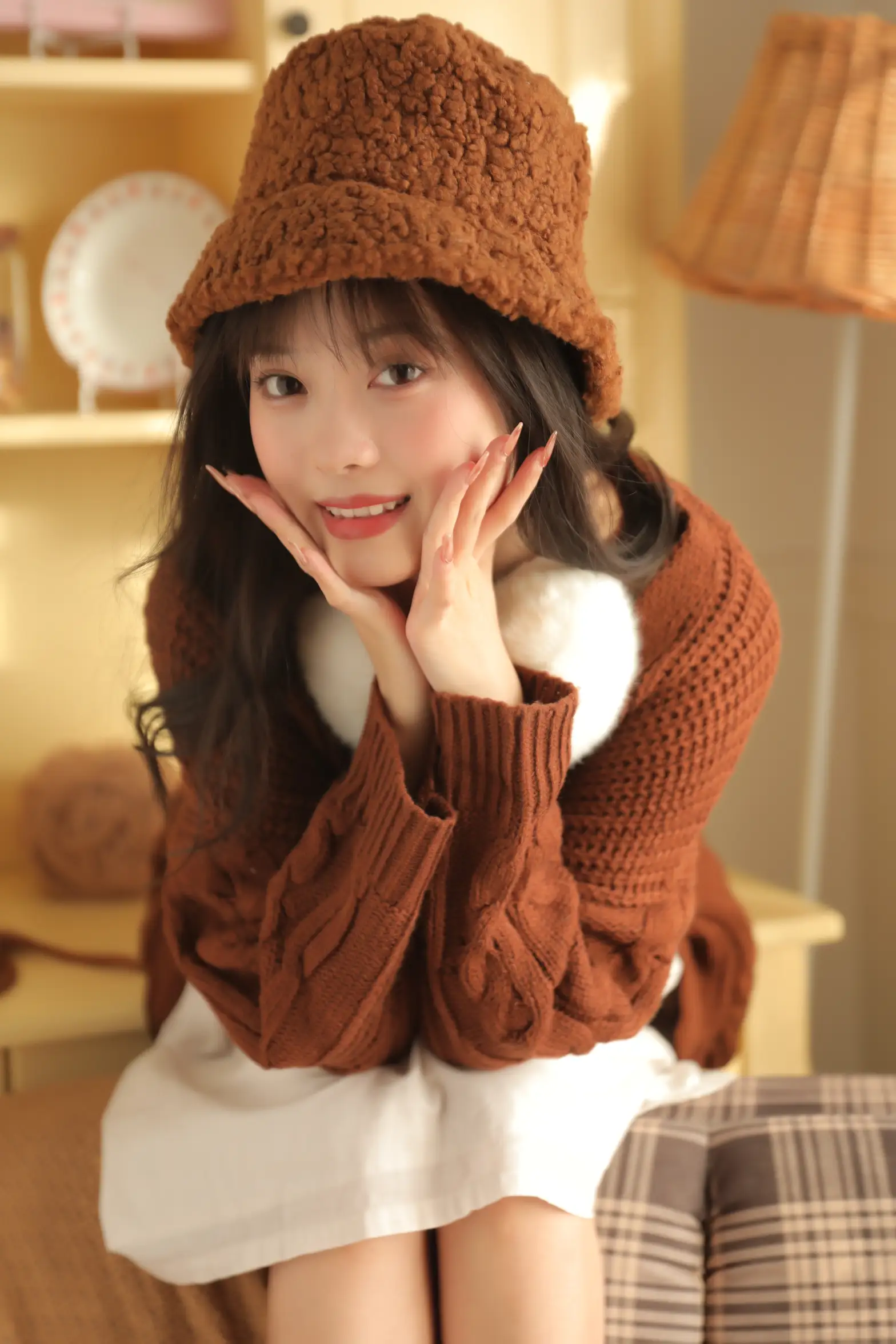 [艺图语] 2022.11.24 Vol.2520 榛子拿铁#[32P]-1