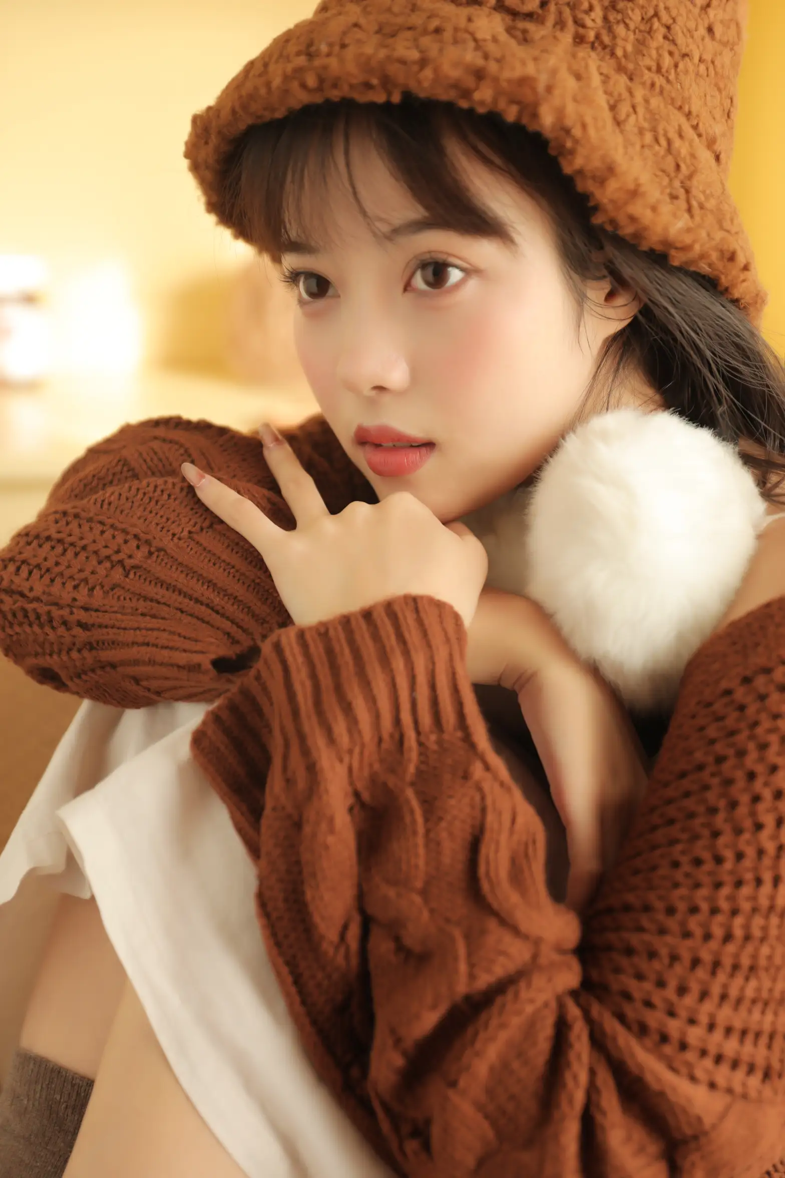 [艺图语] 2022.11.24 Vol.2520 榛子拿铁#[32P]-10