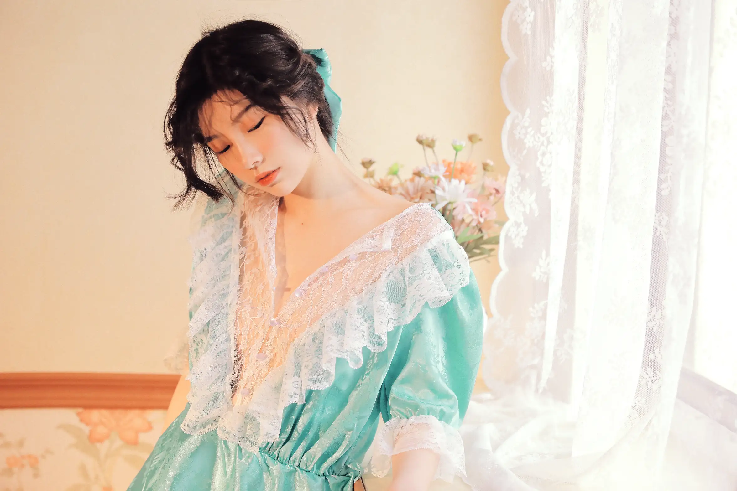 [艺图语] 2022.11.25 Vol.2522 窗边少女#[35P]-8