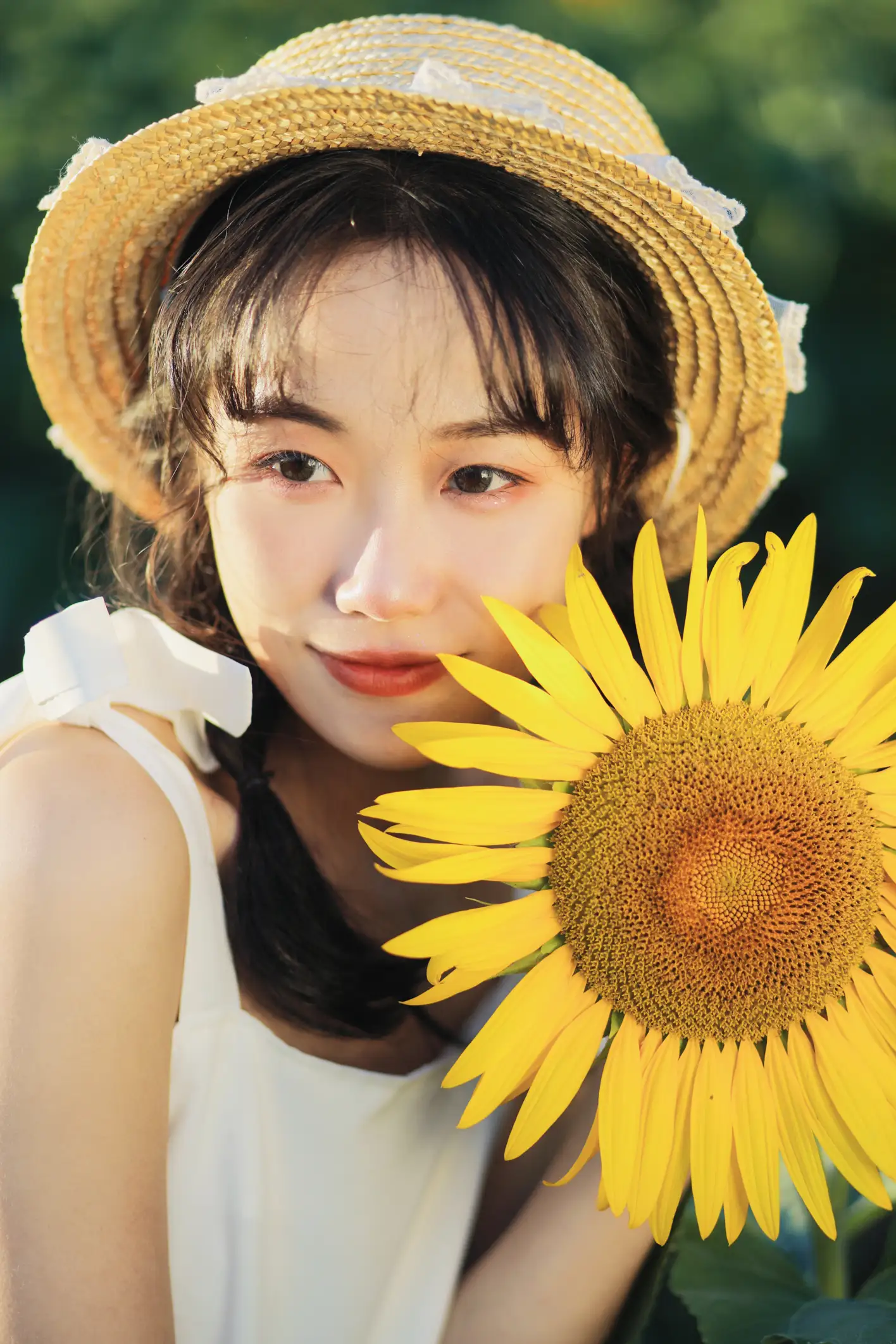 [艺图语] 2022.11.25 Vol.2528 向阳之花#[36P]-1