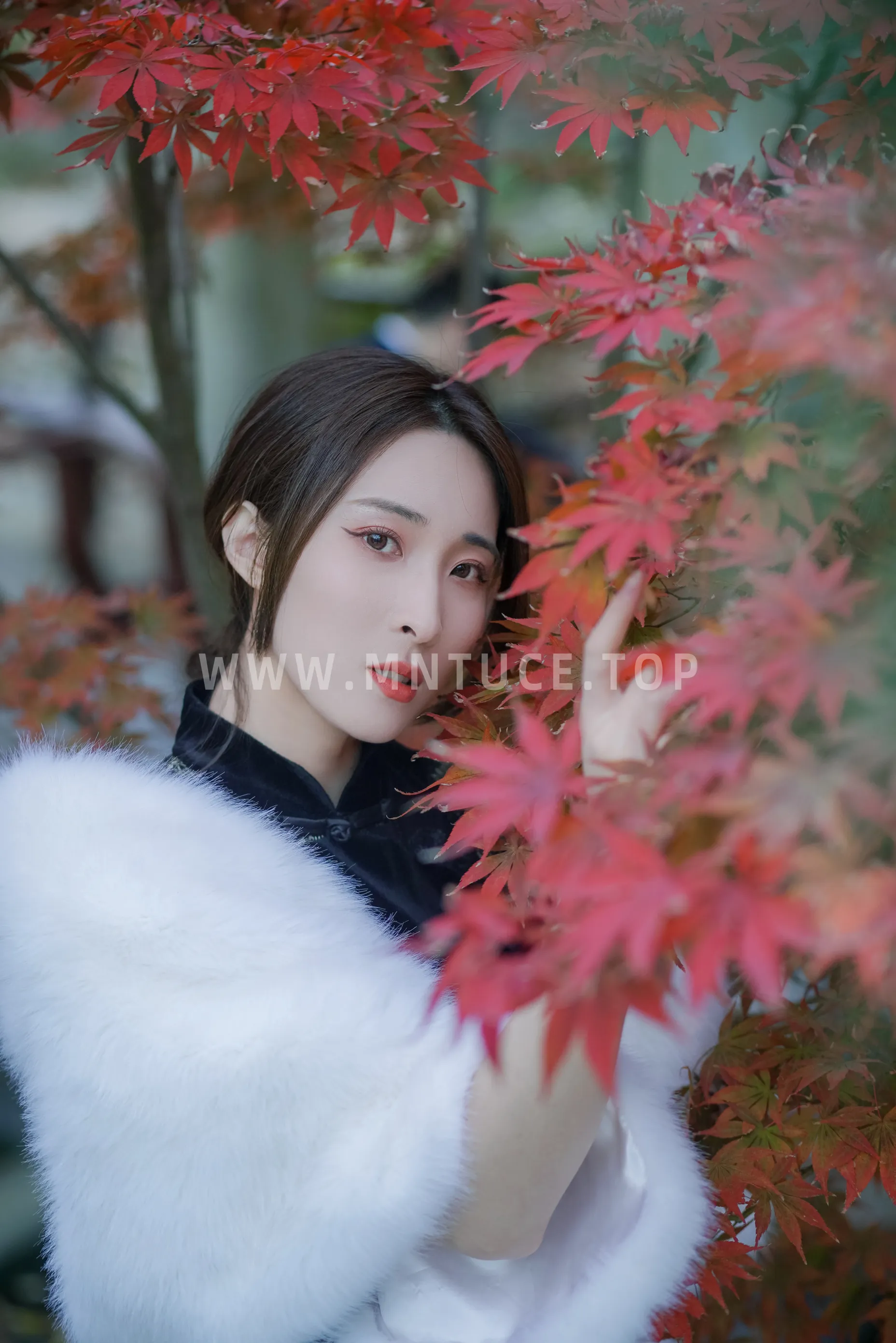 [YITUYU] 2022.12.05 Vol.2603 – Red Maple Ayin#[23P]-7