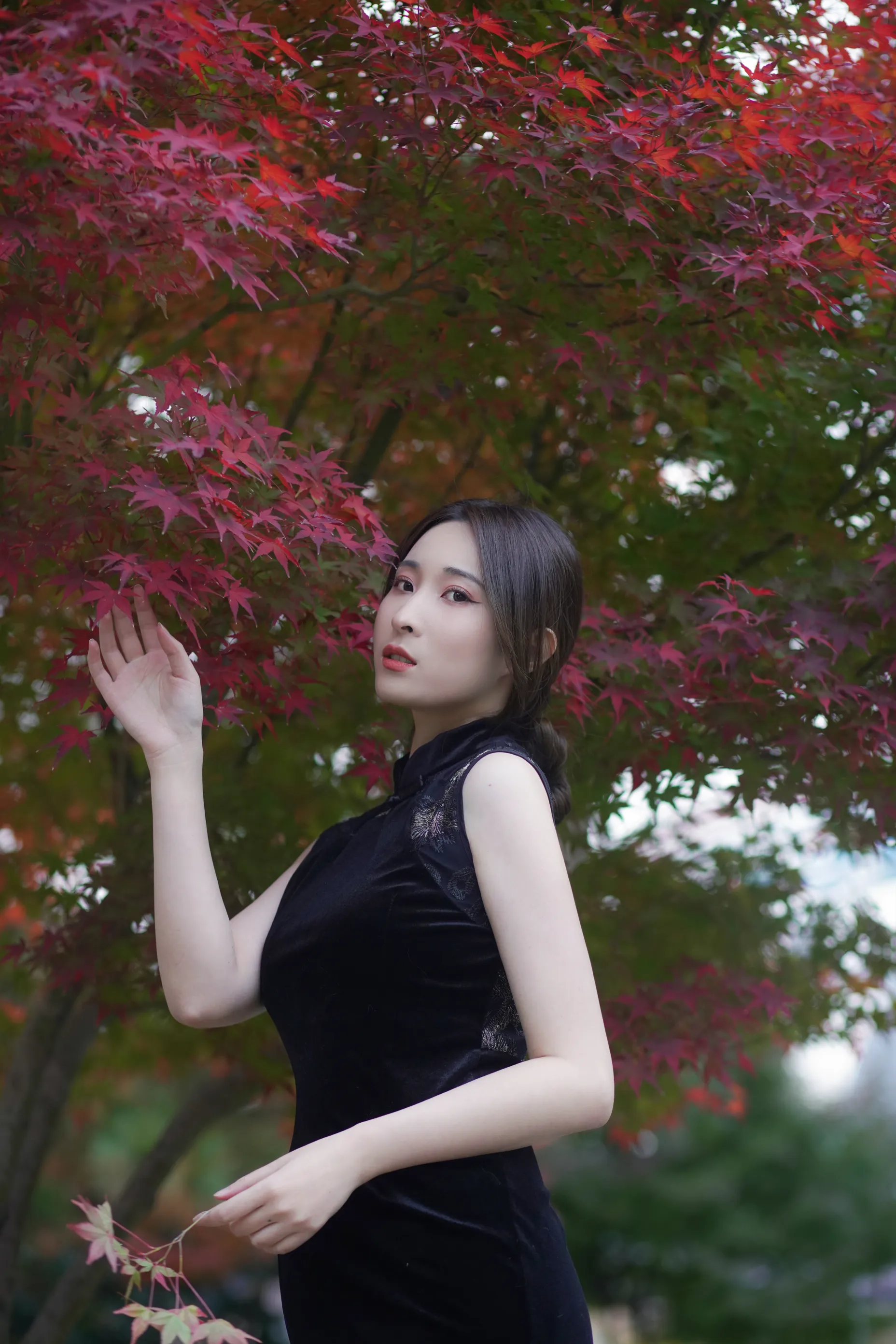 [YITUYU] 2022.12.05 Vol.2603 – Red Maple Ayin#[23P]-2