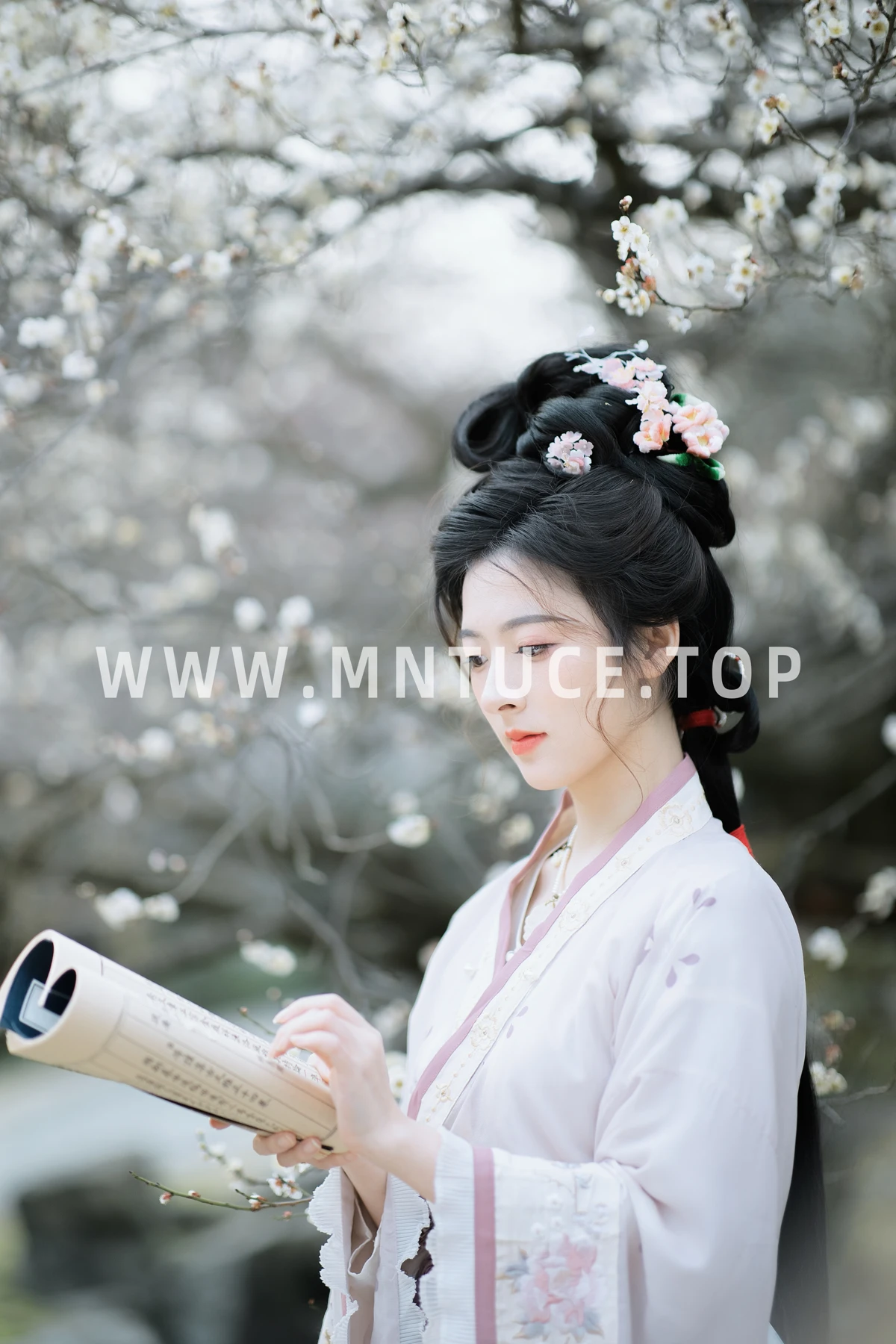 [YITUYU] 2023.03.08 Vol.3022 Exploring Plum Blossoms in Early Spring Ming Shu Cai Cai#[46P]-40