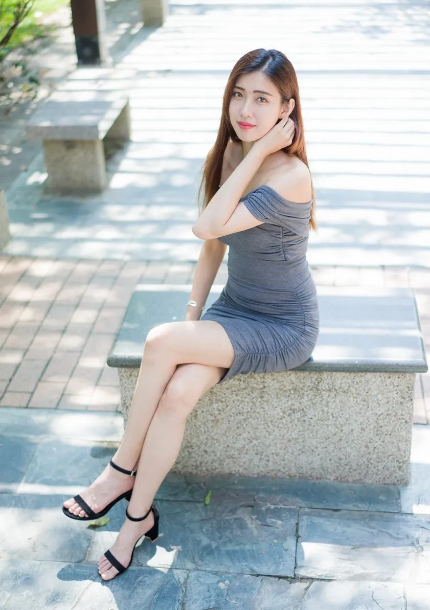 [Mzsock] NO.207 Kim Yun Kyo off-shoulder dress and short skirt with high legs street photography#[54P]-19