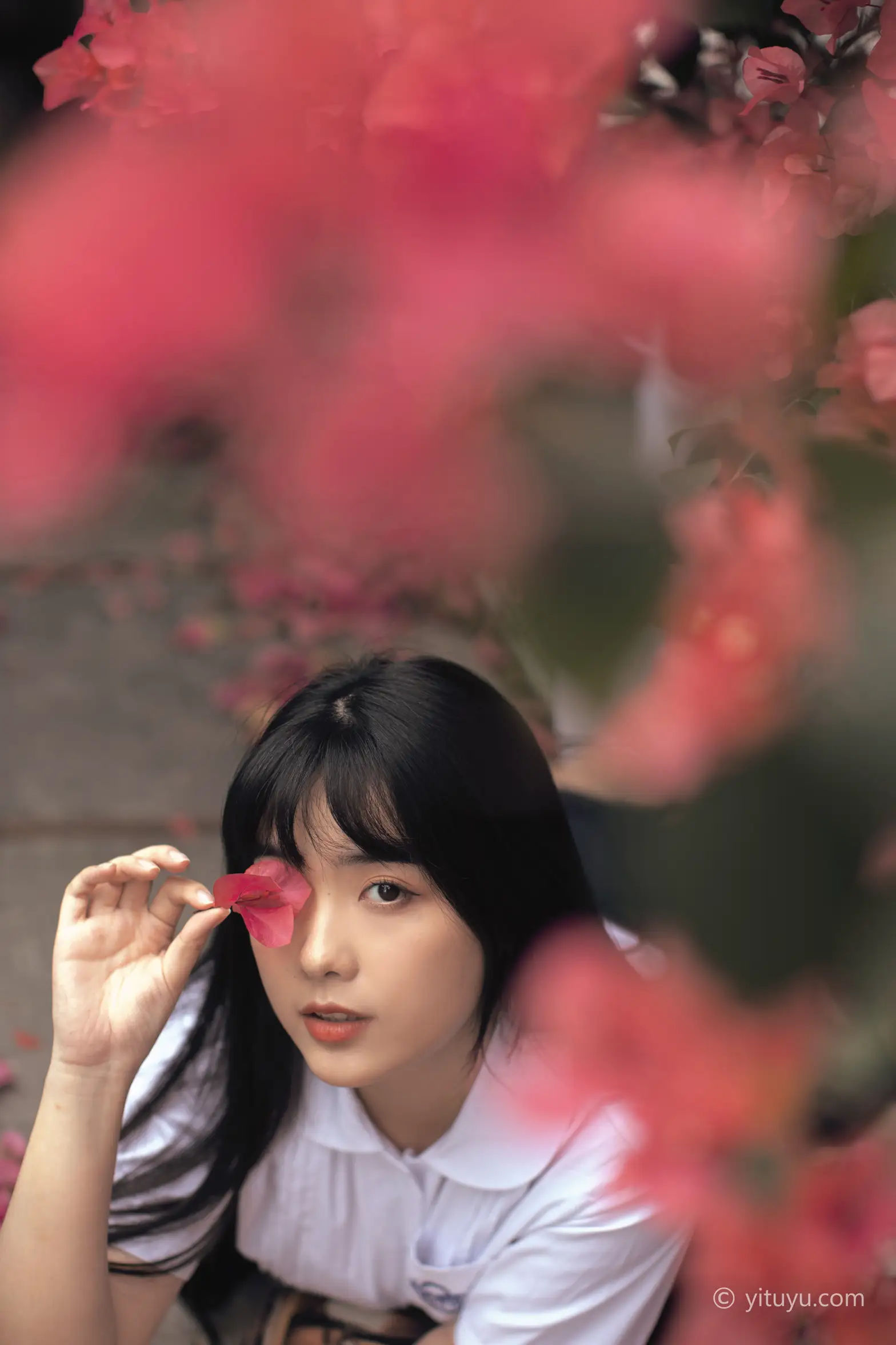 [YITUYU] 2021.04.28 Vol.046 – Flower Season Huang Ziqing#[27P]-5