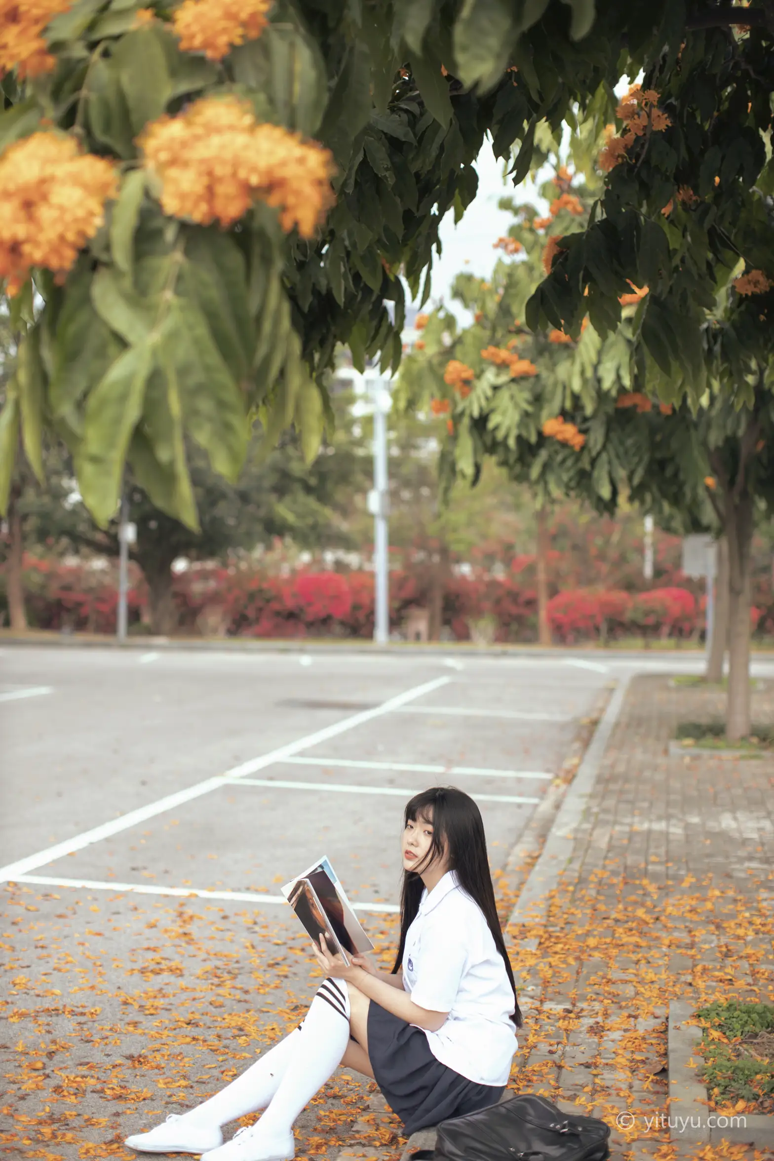 [YITUYU] 2021.04.28 Vol.046 – Flower Season Huang Ziqing#[27P]-3