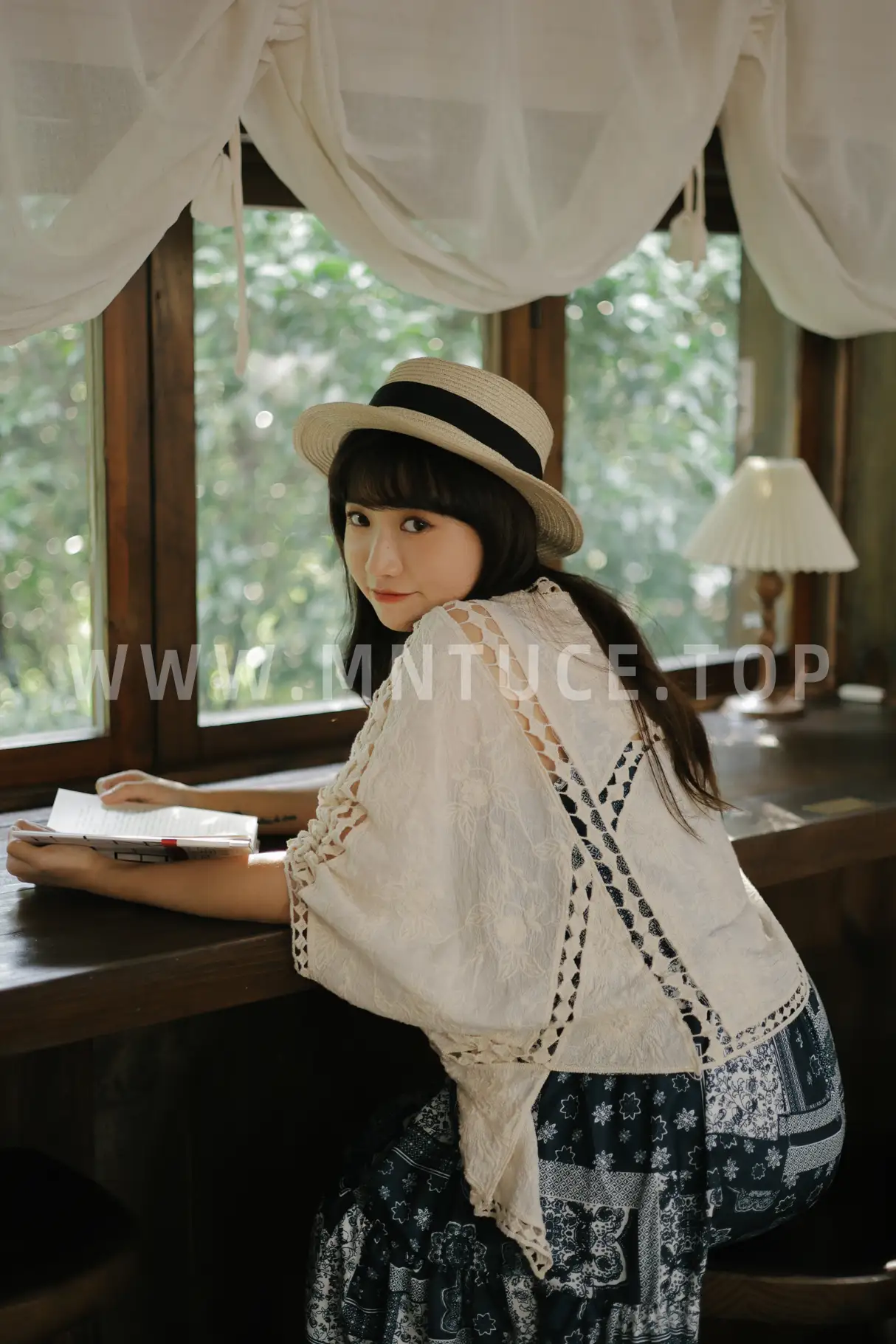 [YITUYU] 2022.09.09 Vol.1910 – Leisure Afternoon Fatty Blue-#[41P]-6